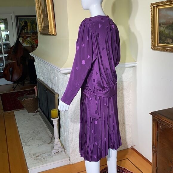 80’s Vintage ORITE Pleated Dress - Picture 4 of 11